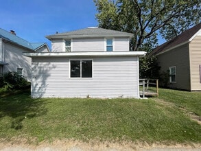 Building Photo - 144 W Broadway St