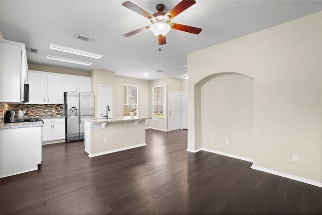 Foto del edificio - 15 Blue Creek Pl