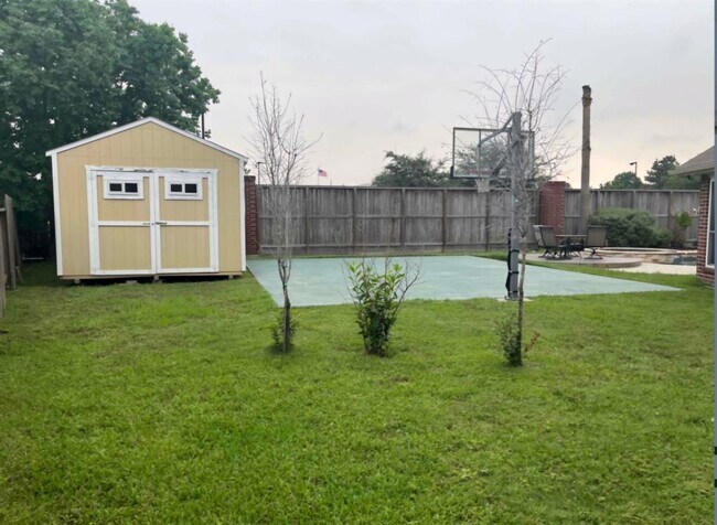 Building Photo - 8207 Fairgrove Park Ct