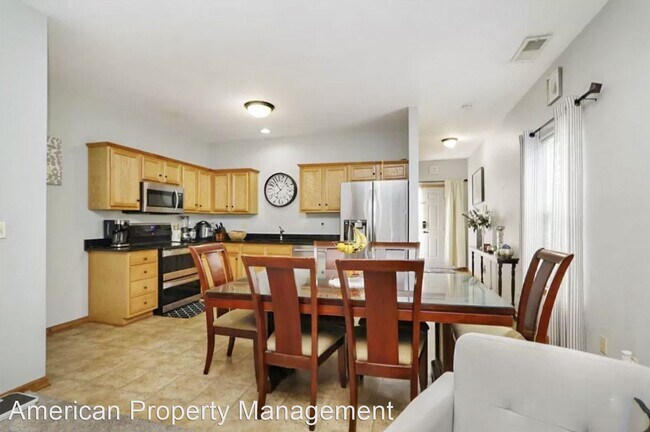 Foto del edificio - 3 br, 2.5 bath House - 616 Oakbrook Pl.