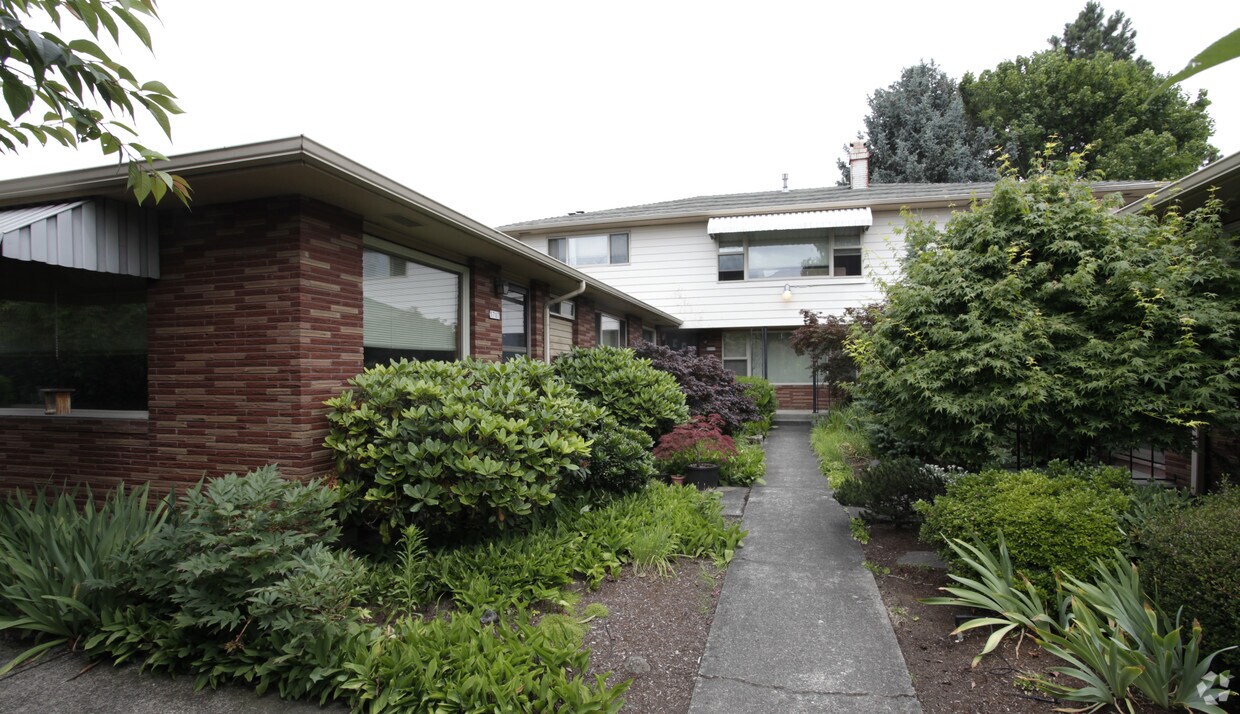 Foto del edificio - 5707 SE Division St