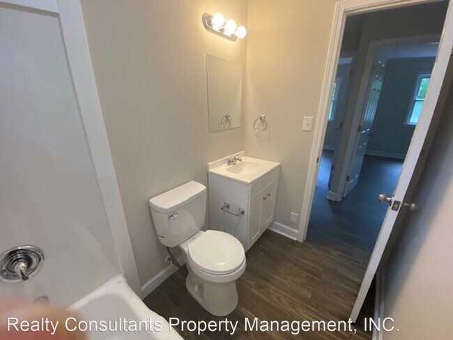 Building Photo - 3 br, 1 bath House - 419 Hobson Street