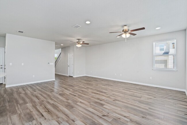 Foto del edificio - 10001 Dawn Pearl Dr #70, Austin, Texas 78748