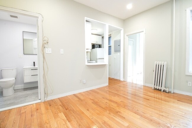 Photo - 36 Winchester St Apartment