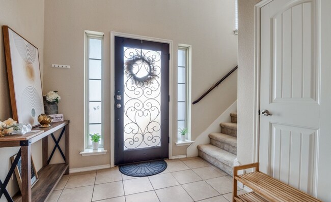 Foto del edificio - 322 Tribute Dr