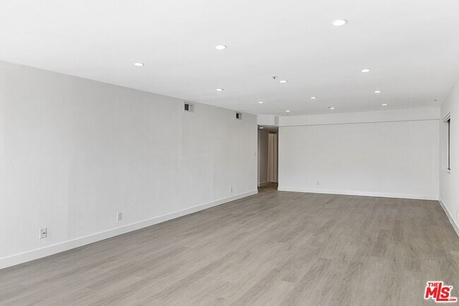 Foto del edificio - 1616 Brockton Ave