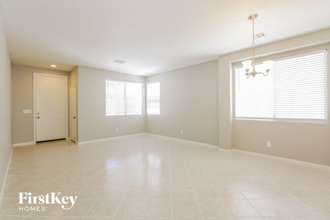 Building Photo - 8237 Cassis Ct