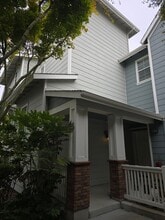 Building Photo - 1765 Northshore Dr