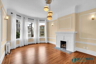 Building Photo - 2858 Washington St