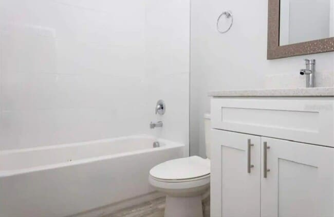 Building Photo - 1103 Saint Tropez Ct