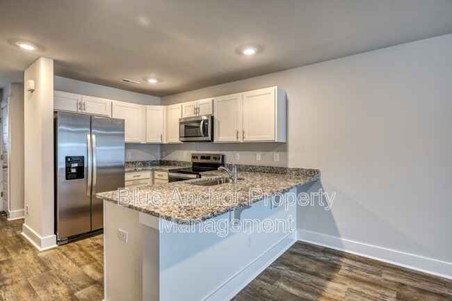 Building Photo - 111 S Grassland Rd