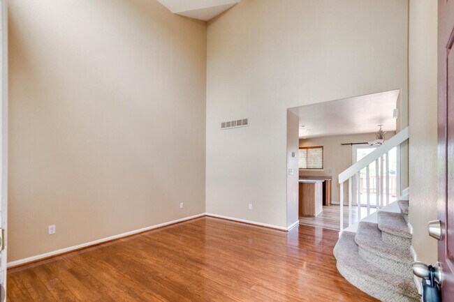 Building Photo - 10274 Rotherwood Cir