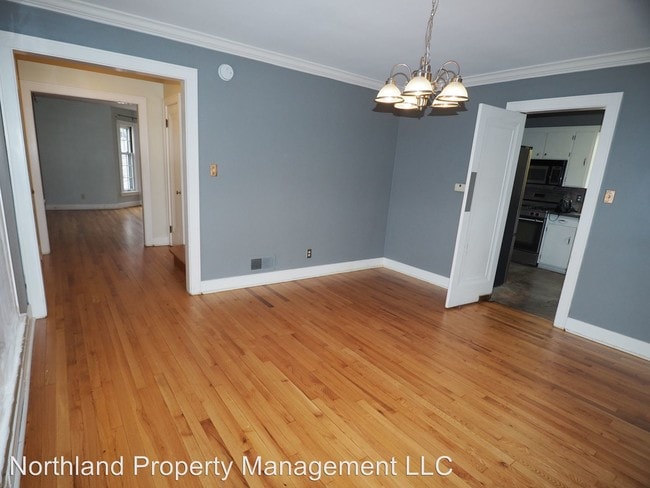 Building Photo - 2 br, 1.5 bath House - 822 Munson Avenue