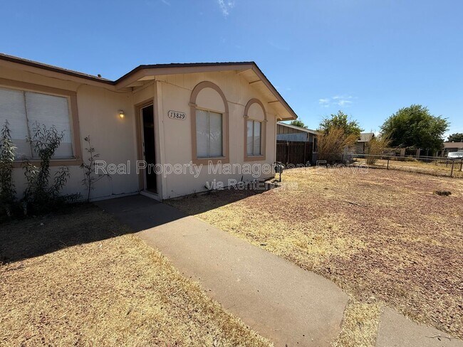 Foto del edificio - 13829 N 48th Ave