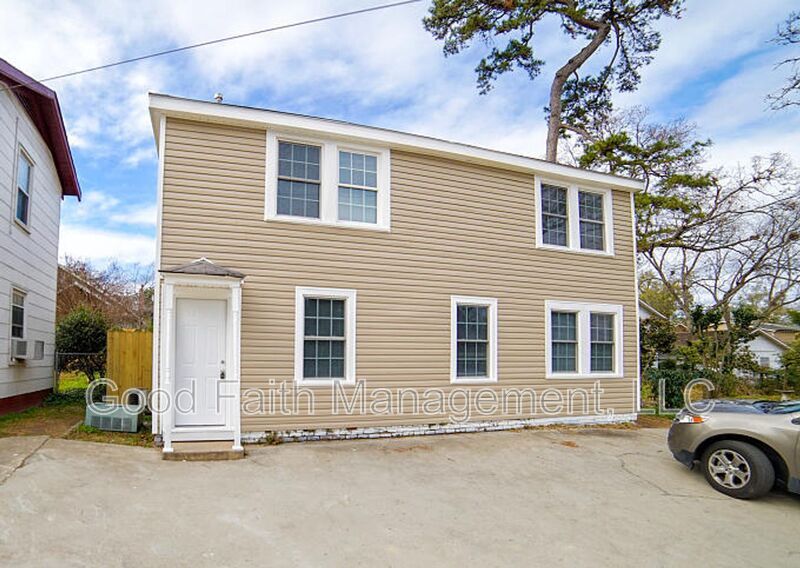 Foto principal - 1007 Hogan St