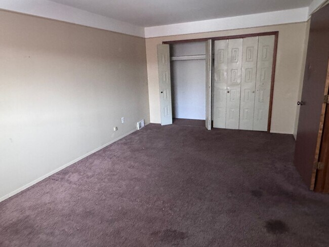 Foto del edificio - 16431 E 10 Mile Rd