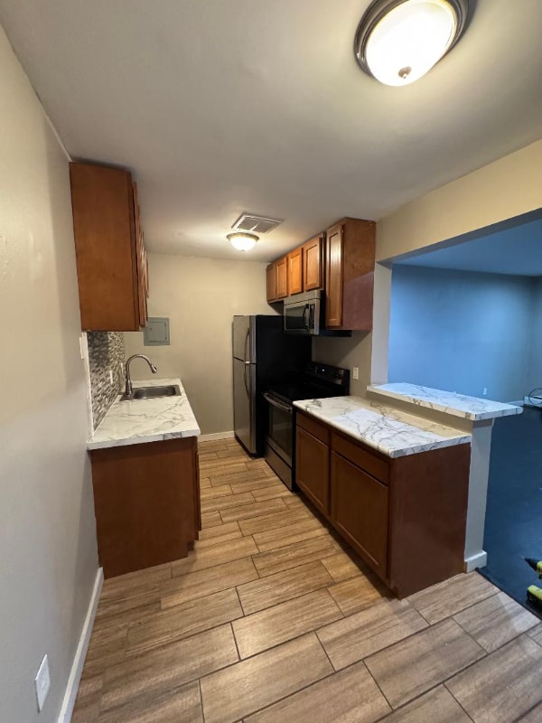 Photo - 1201 Franklin Ave Apartment