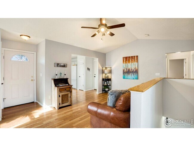 Building Photo - Spacious Ranch with finished basement and ...
