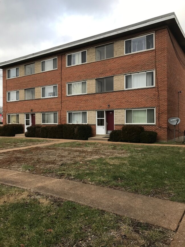 Front of building - 2350 McCausland Ave