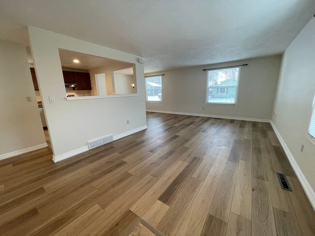 Foto del edificio - Updated 3BD/2.5BA Westminster Home