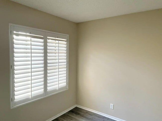 Building Photo - 4138 Kennedy Ct