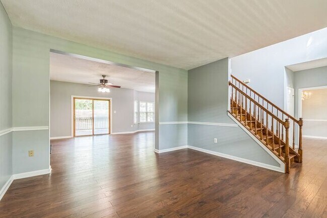 Foto del edificio - 11450 Acton Ln