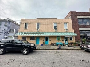Building Photo - 5108 Danneel St