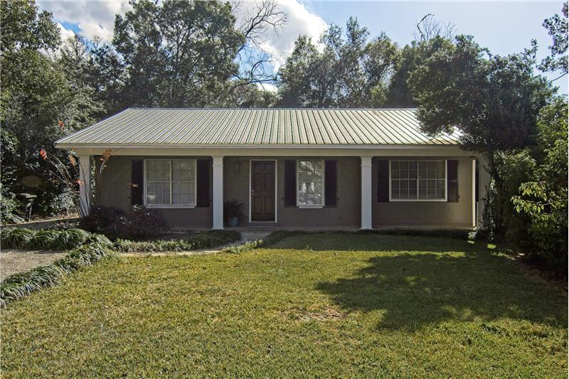 306 Gaston Ave, Fairhope, AL 36532 House Rental in Fairhope, AL