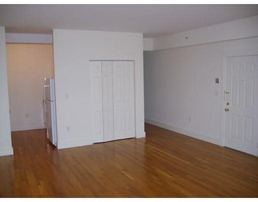 Building Photo - 90 Broadway Ct