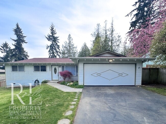 Foto del edificio - Bright & Spacious Single-Level Home with Dual Living Areas