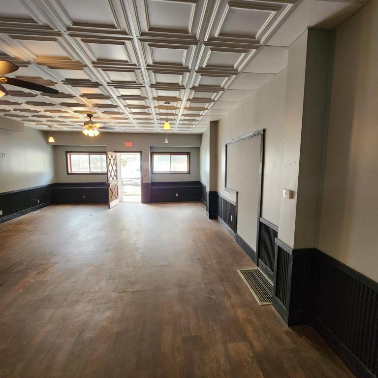 Foto principal - 311 W High St