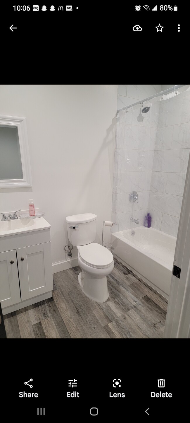Bathroom - 13738 Eldridge Ave