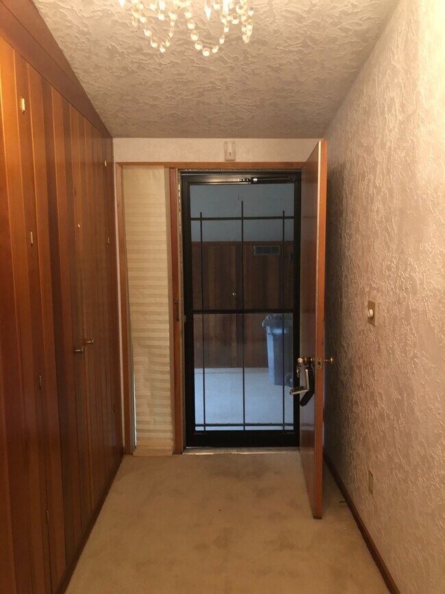 Foto del edificio - Backyard paradise 3 bedrooms 2 bath NW Cor...