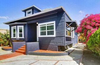 Building Photo - 1341 W 25th St