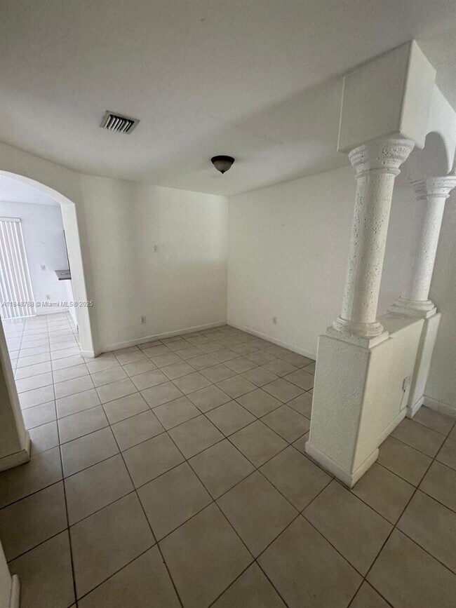 Foto del edificio - 15071 SW 9th Ln