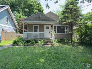 Building Photo - 5121 Norwaldo Ave