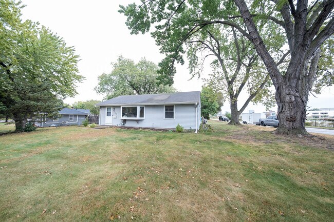 Foto del edificio - 7745 Vincent Ave S