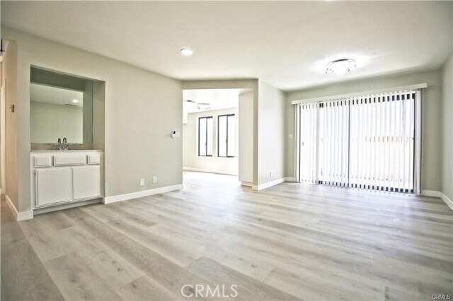 Foto del edificio - 425 N 1st Ave