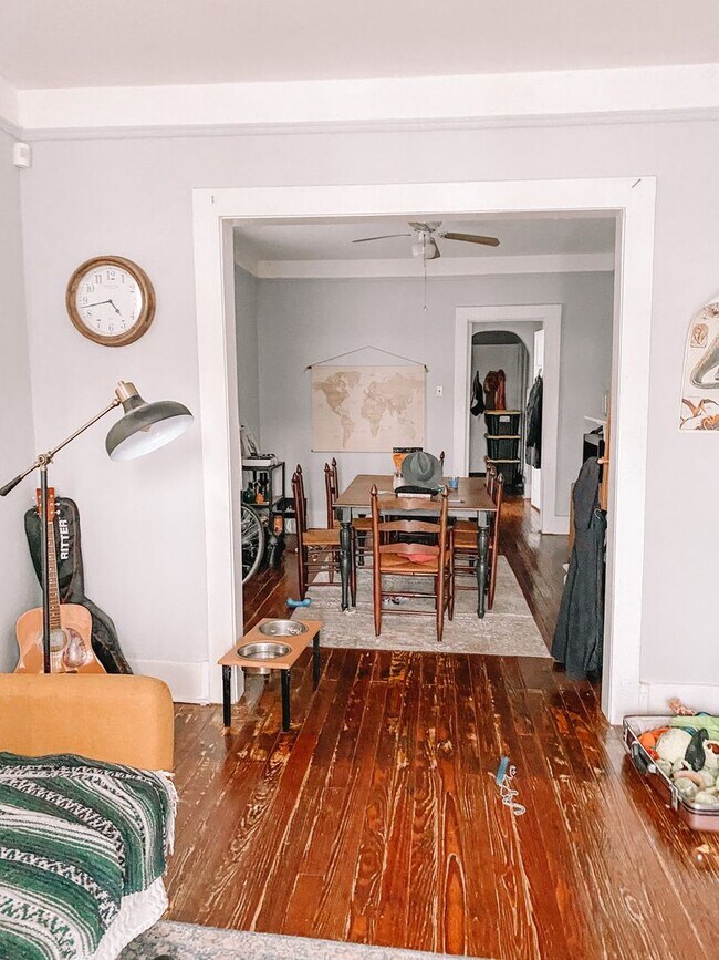 Foto del edificio - 2425 Upperline St