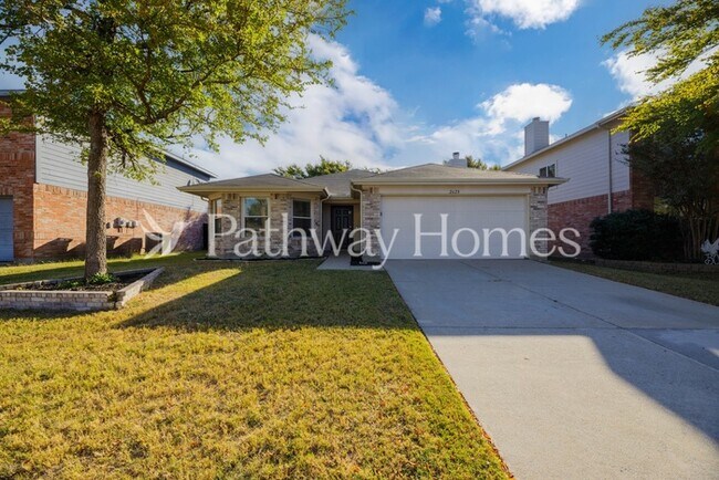 Building Photo - 2628 Terrace Dr