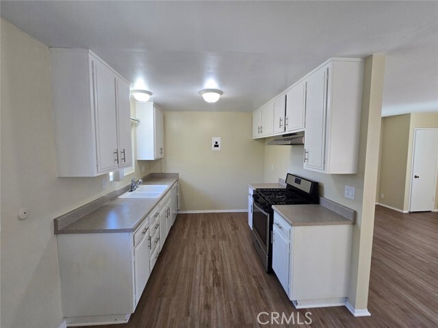 Foto del edificio - 341 Woodland Pl