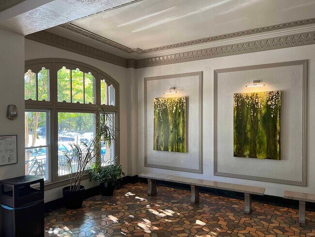 Foto del edificio - 3902 14th St NW