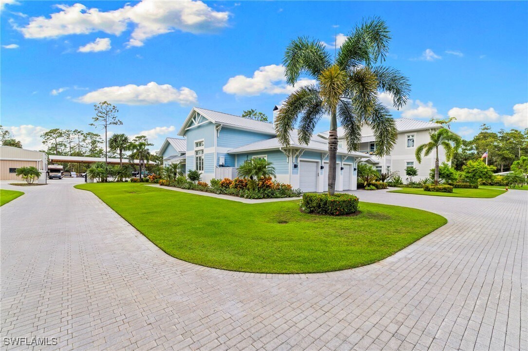 Foto principal - 2961 Sanborn Ave