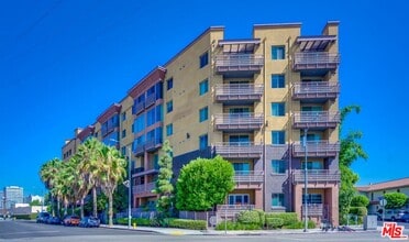 Building Photo - 629 Traction Ave