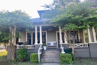 Building Photo - 102 N Main St
