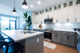 Building Photo - Carraway Village