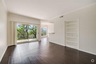 Building Photo - 6000-20 Shepherd Mountain Cove