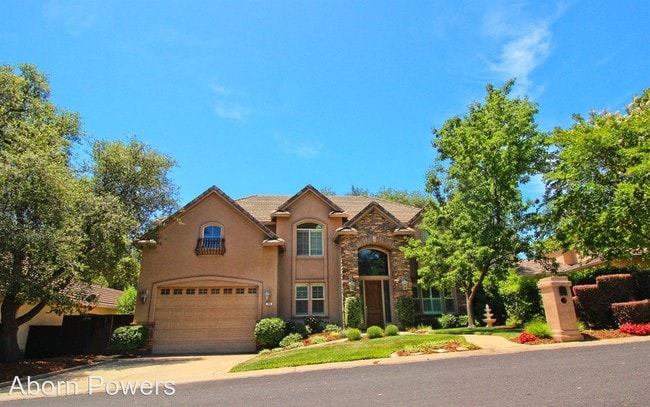 Building Photo - 5 br, 4 bath House - 103 Hannaford Ct.