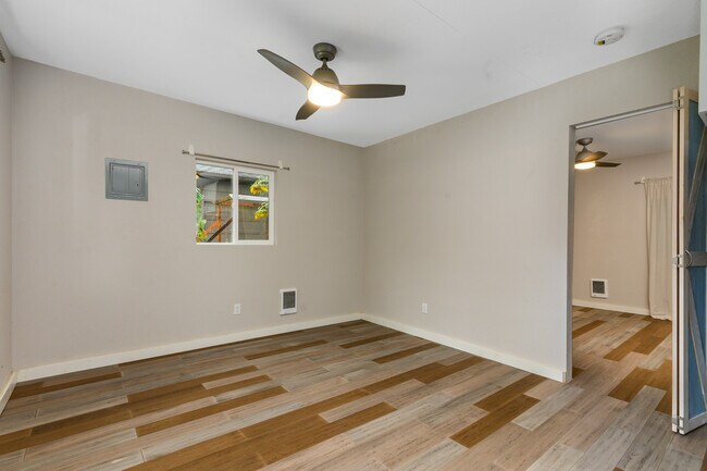 Building Photo - 2928 SE 111th Ave