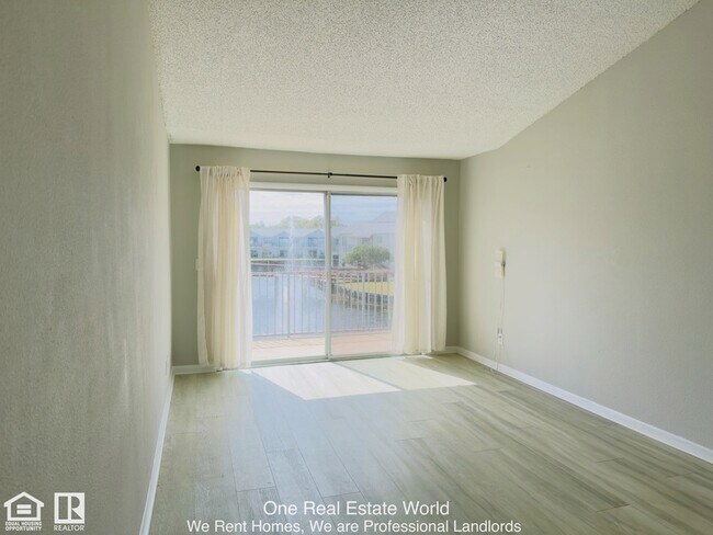 Foto del edificio - 2504 Woodgate Blvd